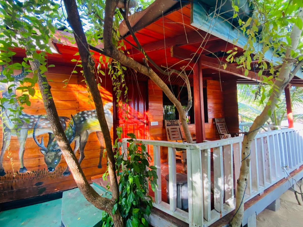 Little Pumpkin Cabanas Тангале Екстериор снимка